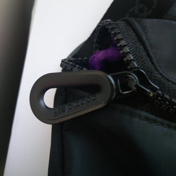 Caboodles Black Crossbody Hip Pack - Picture 4 of 12